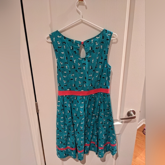 Cat Dress - Picture 2 of 5